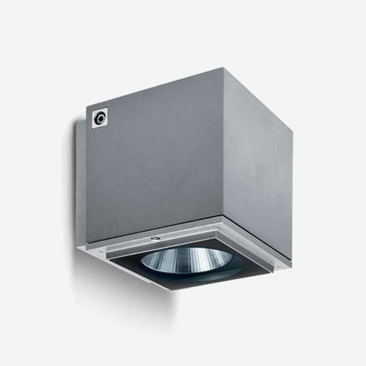 iPro 192mm wall mounted